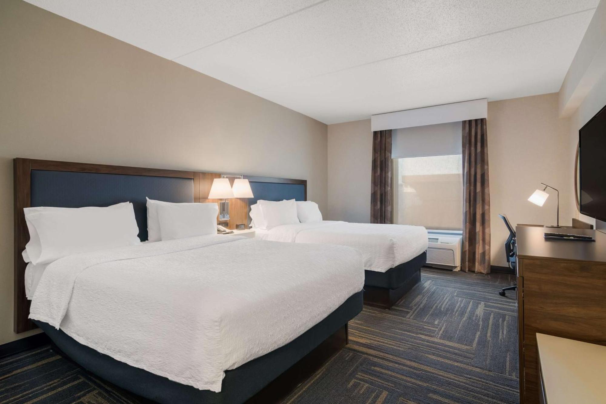 Hampton Inn & Suites Plattsburgh Exterior foto